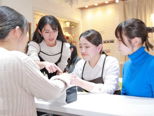 フェリスネイルスクール　授業風景